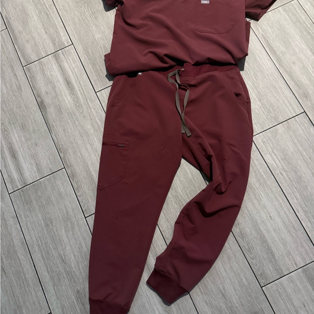 Women's Dark Cherry Scrub Set - Picture 3 of 5